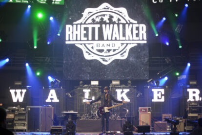 Rhett_Walker_Band_live_at_Rock_&_Worship_Roadshow